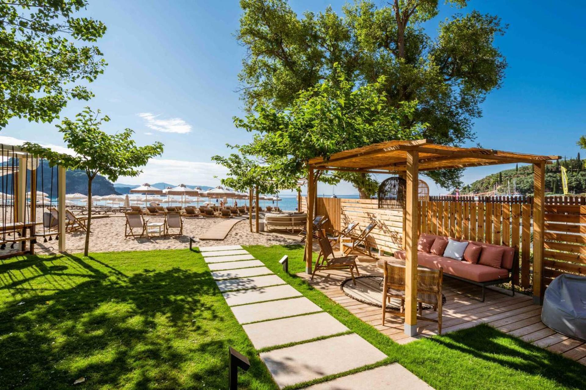 Отель Eterrano Seaside Retreat Парга Экстерьер фото